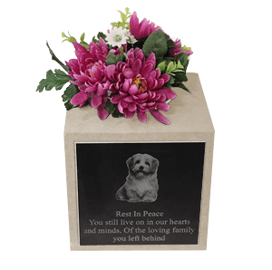 Personalised Lincoln Pet Memorial – Bespoke